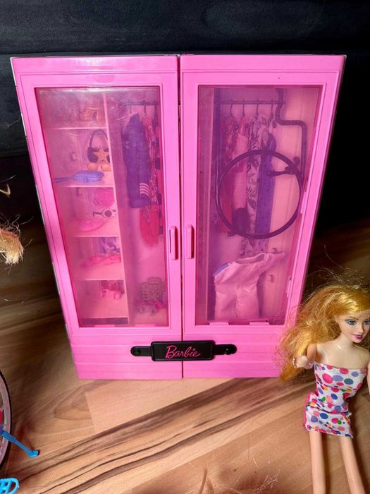 DUŻY zestaw BARBIE, Koniki Pony, SZAFA BARBIE akcesoria