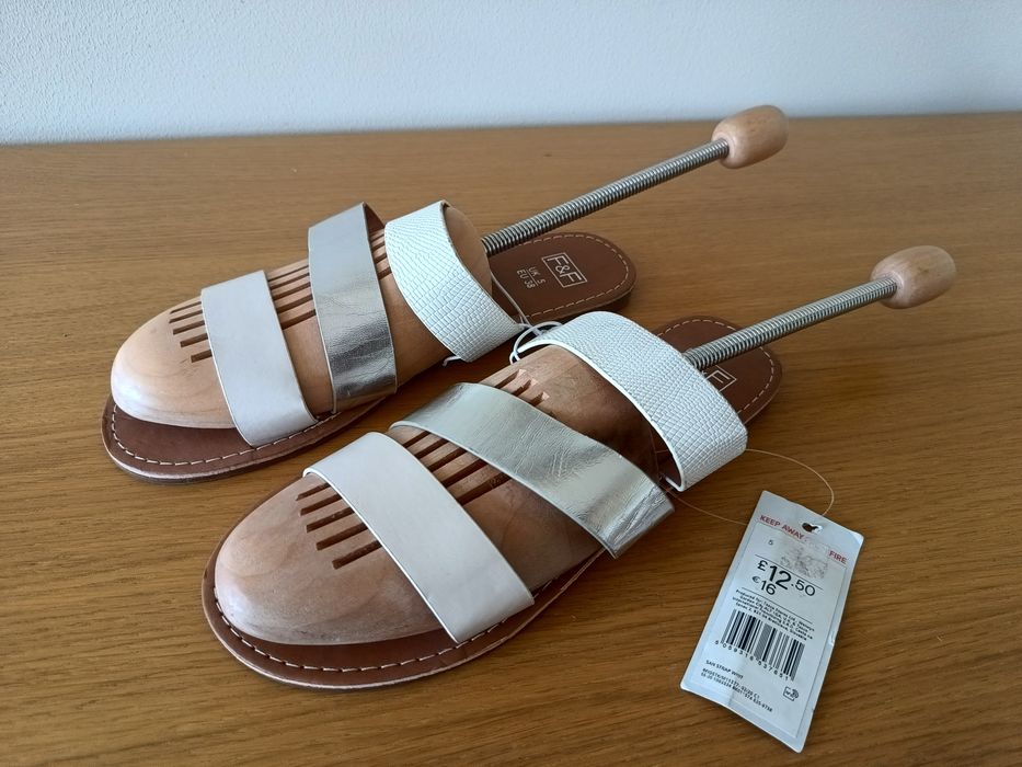 Klapki damskie roz. 38 super stan F&F na 3 paski letnie buty