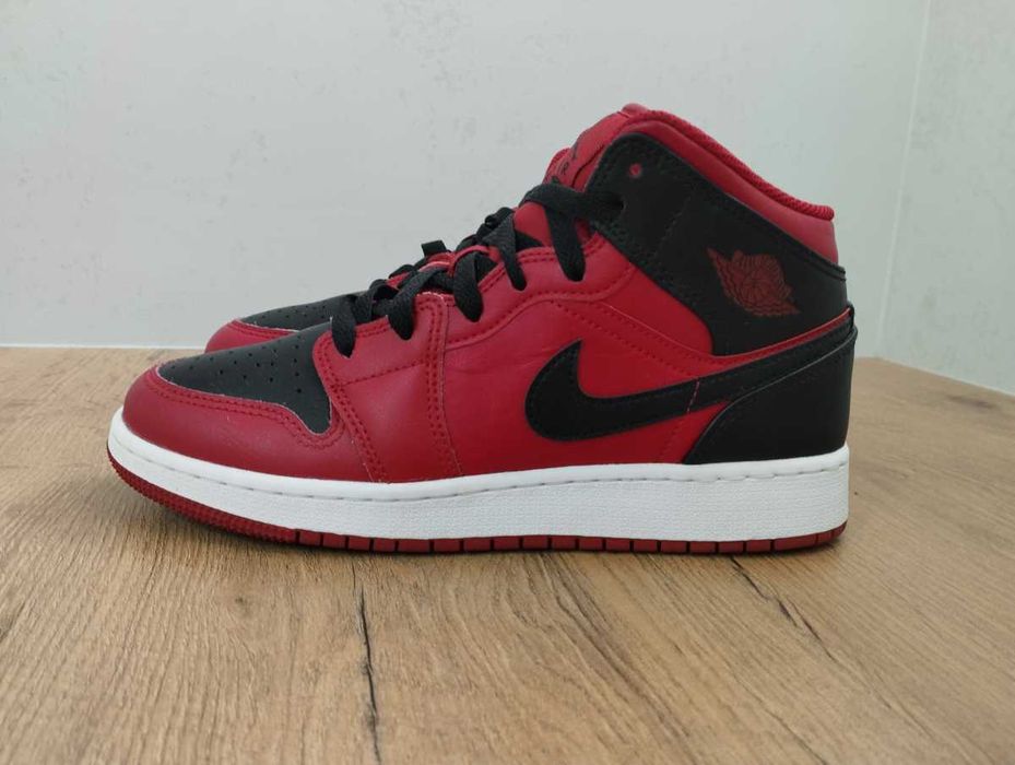 Buty Nike Air Jordan 1 Mid rozmiar 38