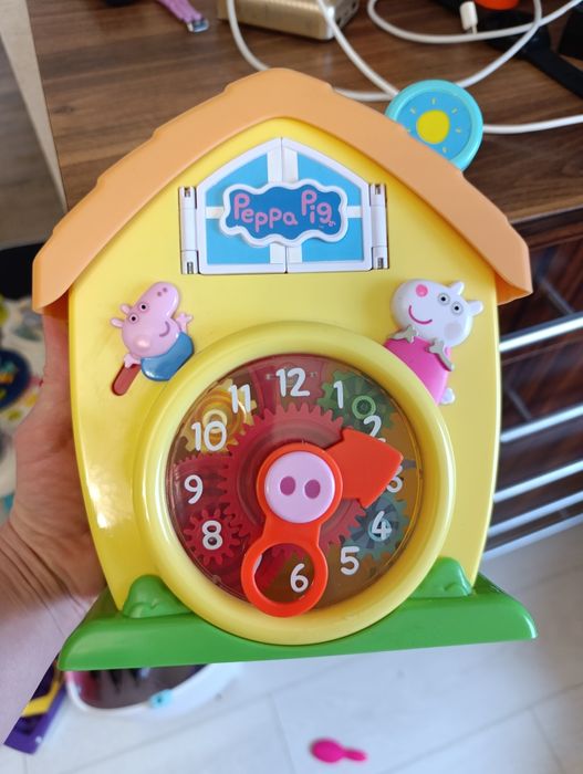 Годинник Свинки Пеппи, будиночок Свинки Пеппи