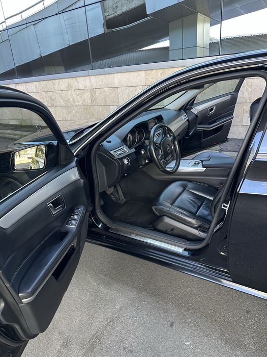 Mercedes E-Class