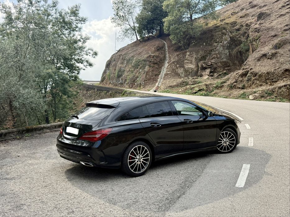Mercedes-Benz CLA 180 CDi Pack Exclusivo AMG