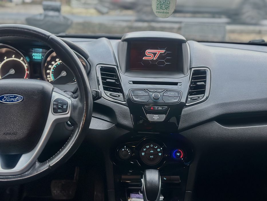 Ford fiesta 2017 газ/бензин