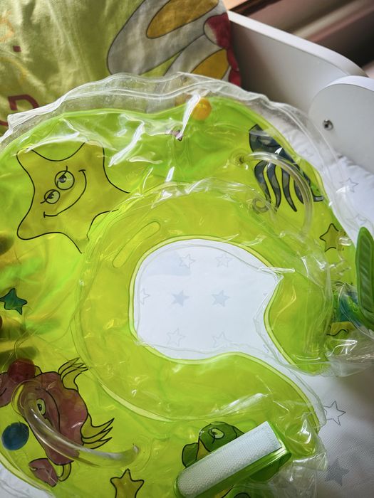 Круг для купання немовлят