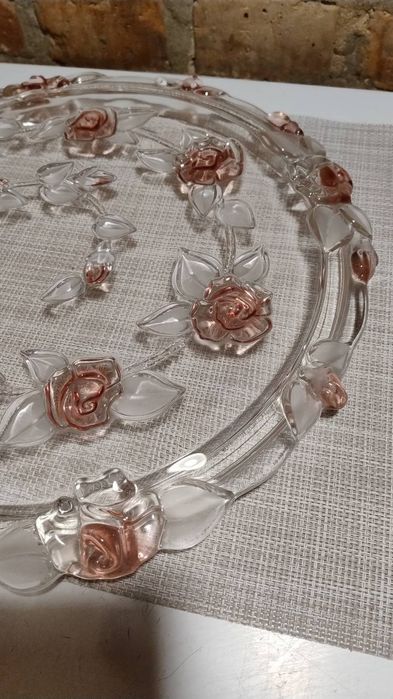 Блюда и тарелки.