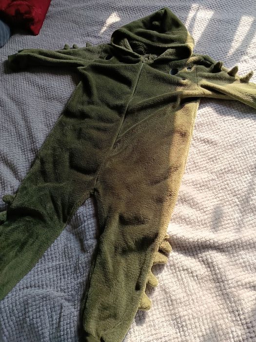 Kombinezon polarowy Krokodyl rozm 122/128