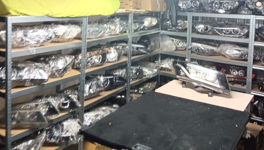 Regeneracja Naprawa lamp wymiana odbłyśników samochodowych