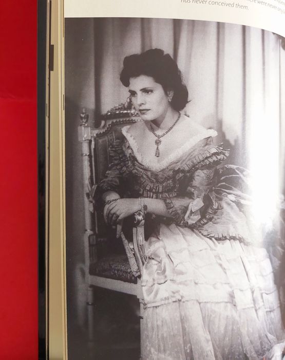 Amália Edição de Luxo CNM