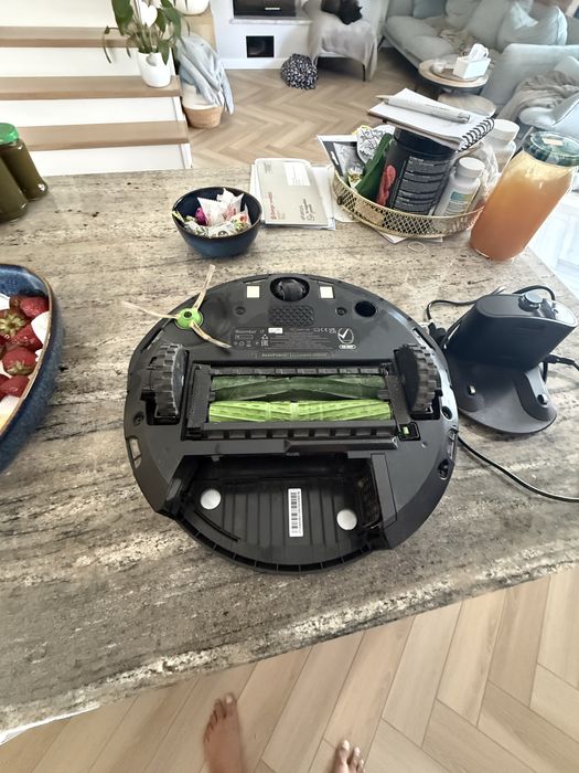Irobot roomba i7