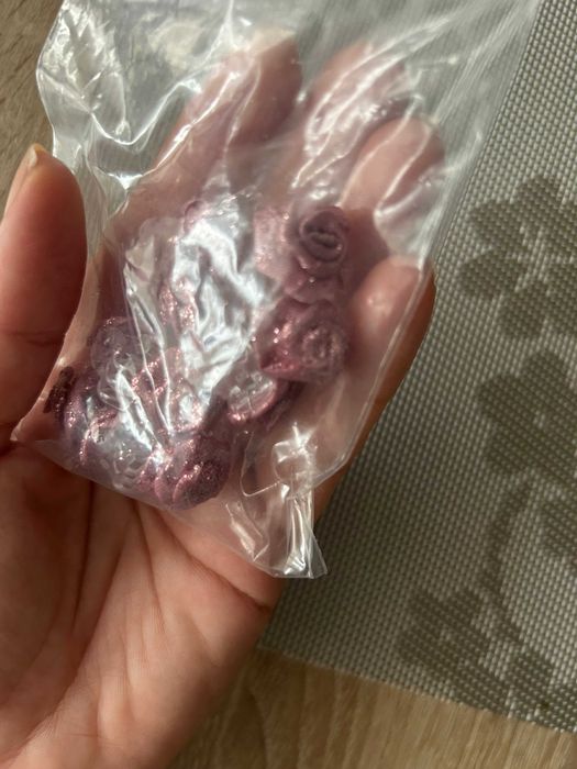 Różowe brokatowe spinki spineczki żabki zestaw 10 sztuk