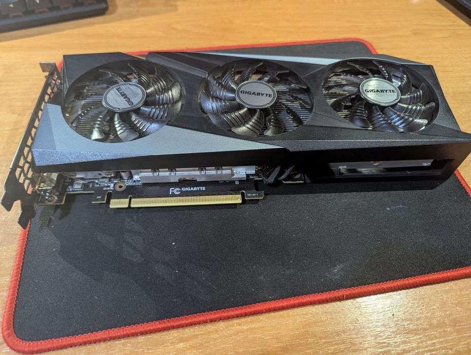 Gigabyte RTX 3050 8Gb Gaming OC в дуже гарному стані.