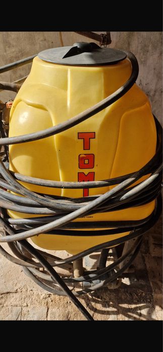 Pulverizador usado poucas vezes