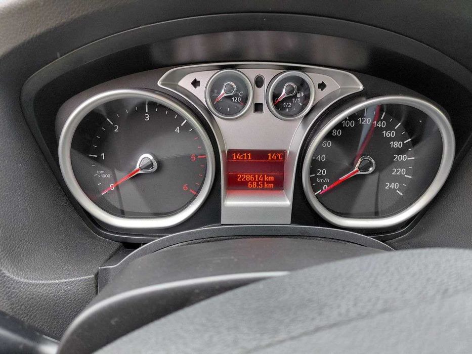 Ford Focus 2010 VIN WF0PXXGCDPAU21643 фото оголошення 9 з 10