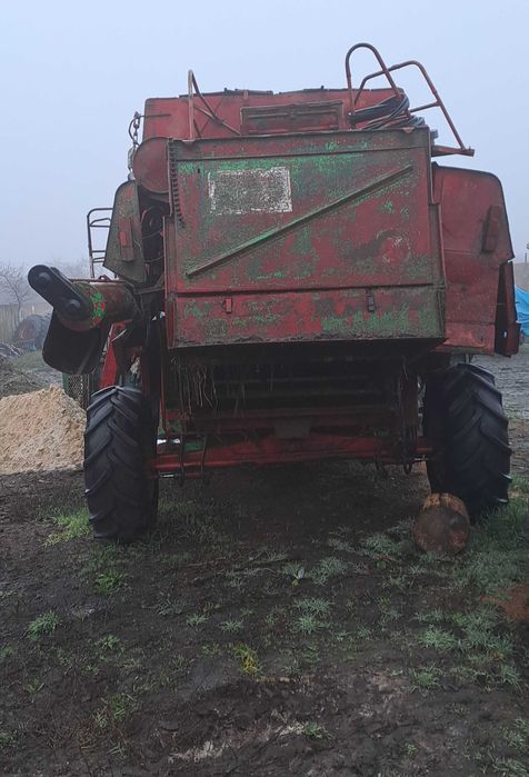 Комбаїн Дон 1500