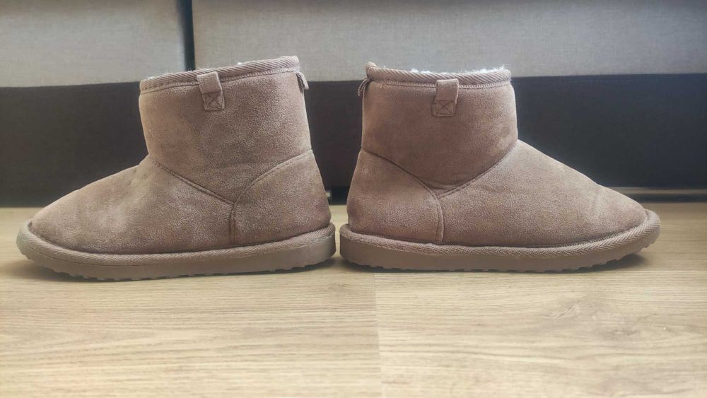 Buty EMU Rozmiar 33 Stan BDB Botki Kozaki Ciepłe Lekkie
