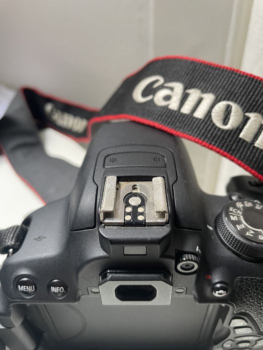Canon 700D + 50mm
