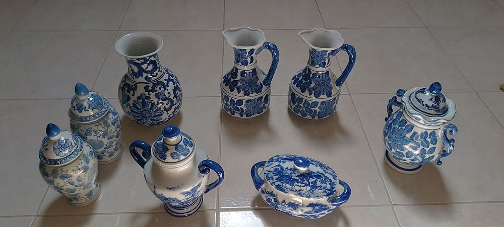 Jatos e frascos decorativos
