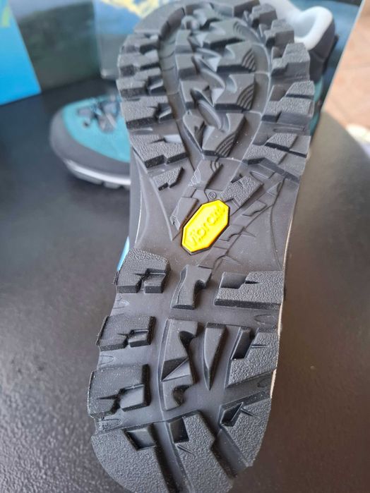Buty Meindl Litepeak Lady GTX roz. 38. Damskie, trekkingowe z gore-tex i vibram