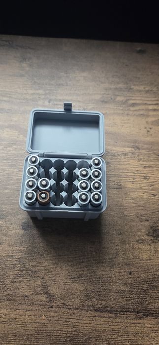 Pudełeczko na baterie 3A
