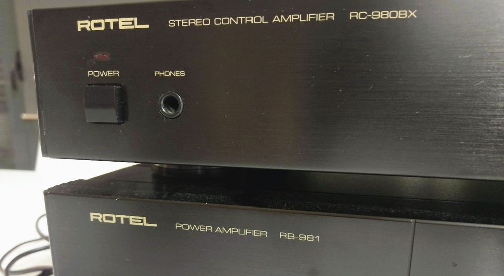 Rotel RC-980 BX Pré Amplificador