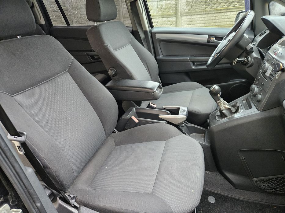 Opel Zafira 2006 рік 1.9 дизель 7 місць