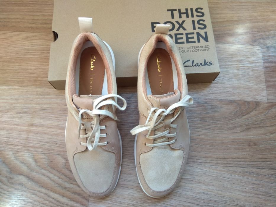 Продам мужскую обувь Clarks.