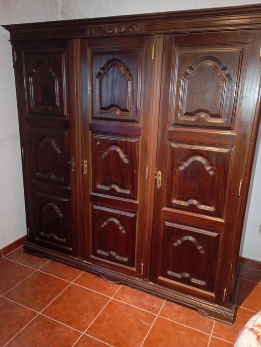 Roupeiro 3 portas