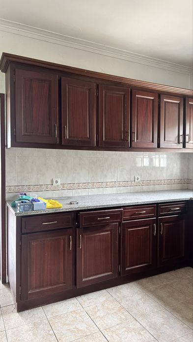 Cozinha Completa em Madeira Maciça + Granito