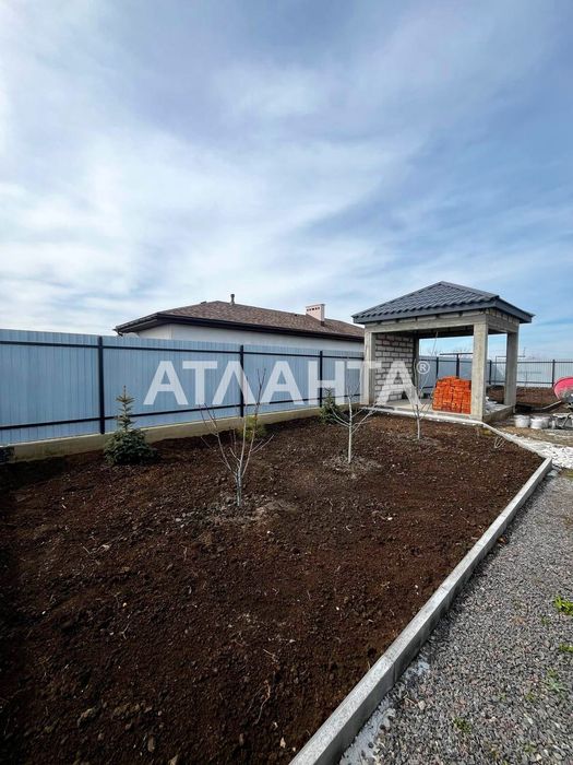 Продаётся начатое строение на 4,4 сотках в  Зелёном Гае