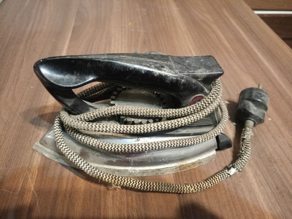 żelazko PRL, żelazko stare, vintage, retro, elektryczne żelazko
