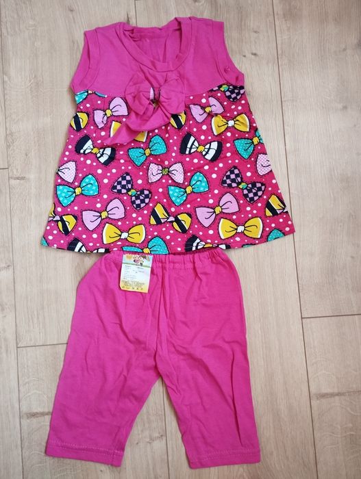 Продам летний костюм на девочку