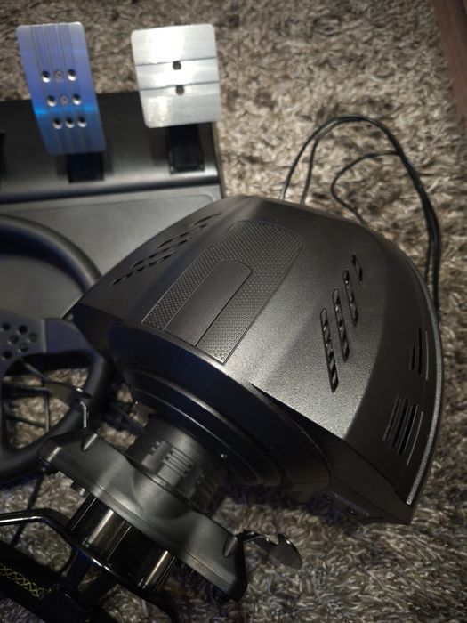 Kierownica  Thrustmaster t300 Rs GT+ręczny i kierownica