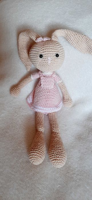 Coelhinha em crochet