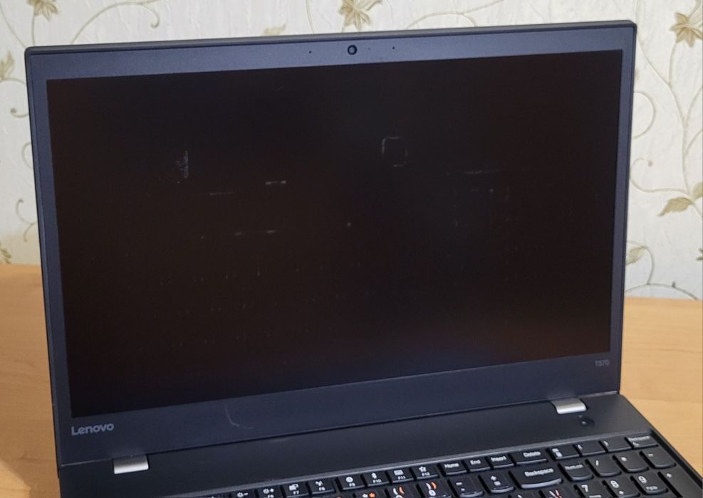 Тонкий Lenovo ThinkPad T570 i7-6600U 8/128GB дві батареї! Для роботи