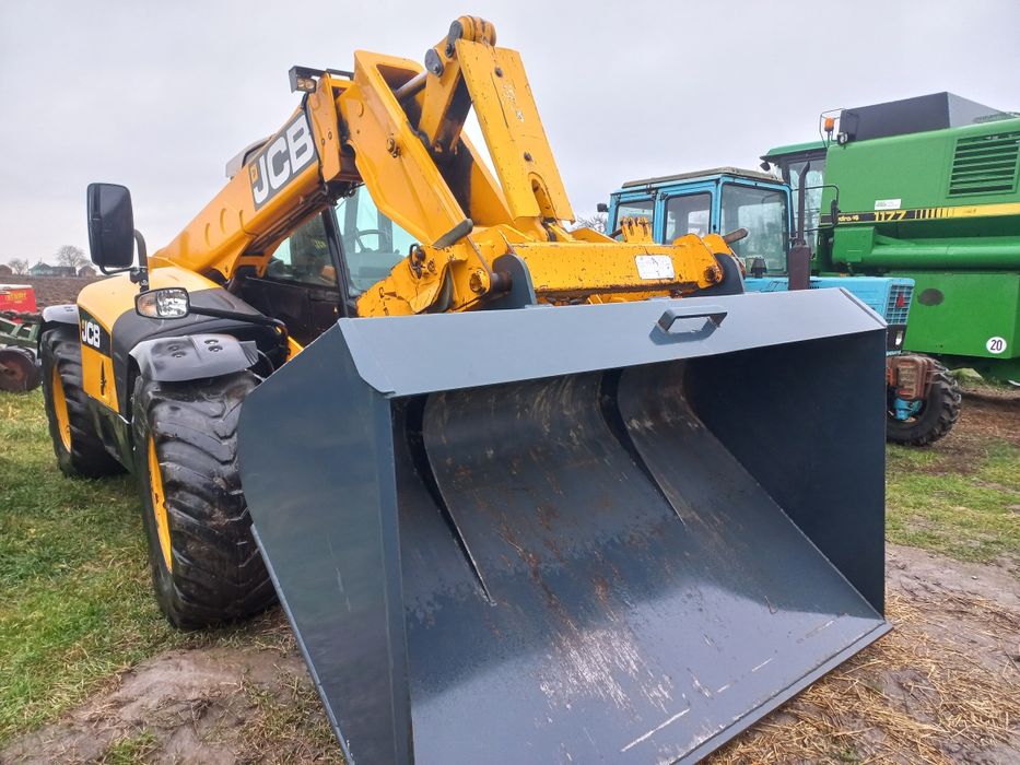 Продам телескопічний навантажувач JCB 531-70 Agri Super