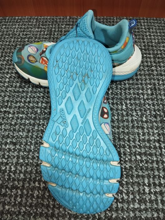 Продам кросівки від adidas