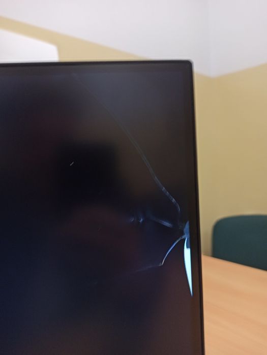 Monitor aoc uszkodzony