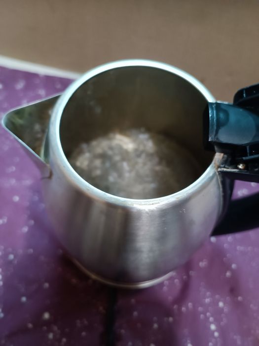 электрочайник продам