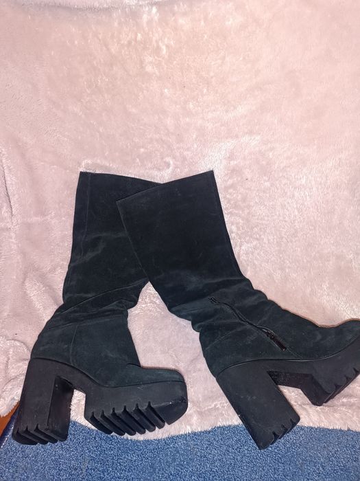 Сапоги замшеві на тракторній підошві 37