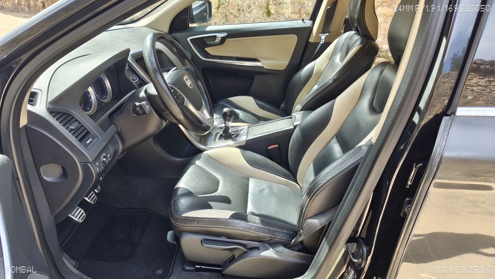 Volvo XC60 2.0 D4 163CV R-Design 1 DONO