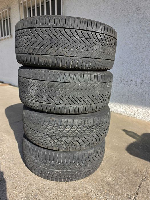 Jantes BMW 18" Pack M com Pneus 225.45.18 + 255.40.18