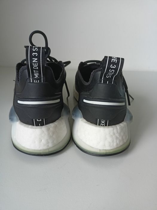 Buty sportowe Adidas NMD_V3 41 1/3