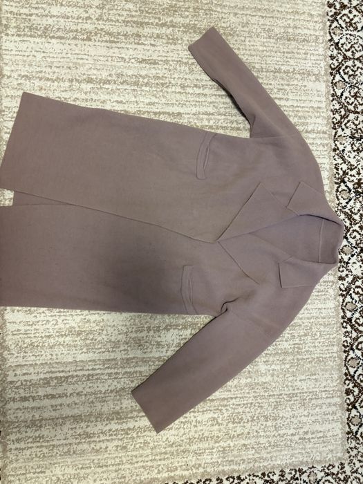 Продам осінній кардиган жіночий пудрового кольору