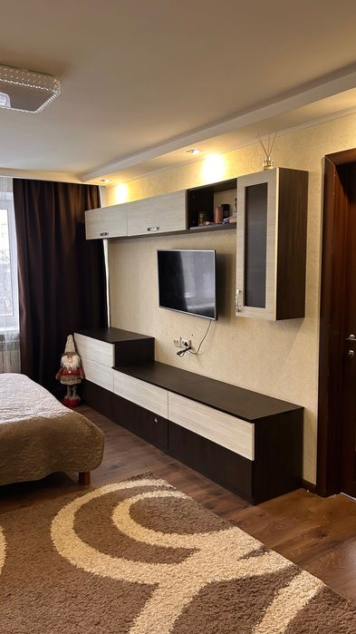 Квартира 2 кімнати , 1 поверх , центр