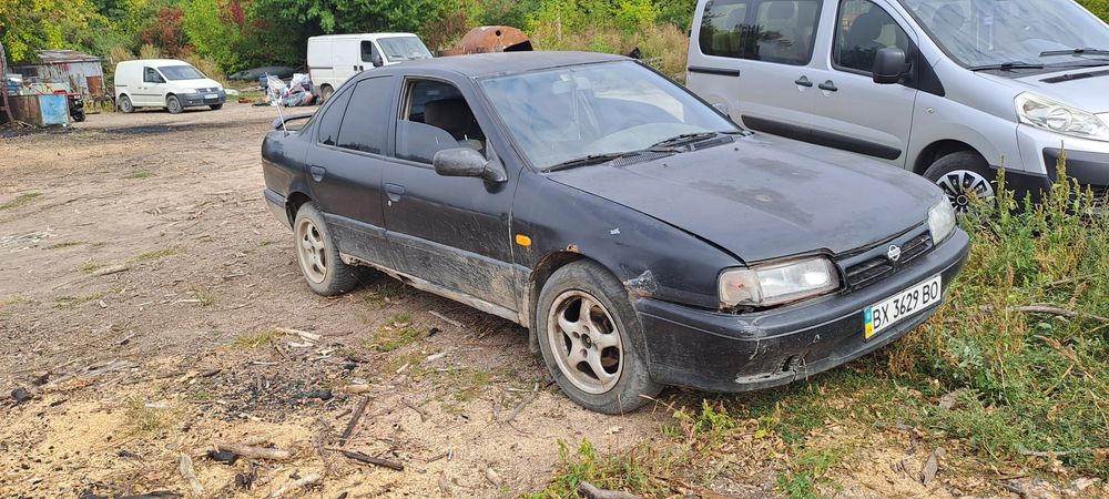 Авто nissan premiera