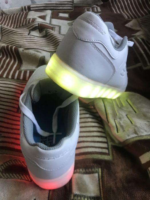 Skechers Energy lights, Ecco зима, Adidas оригінал кросівки