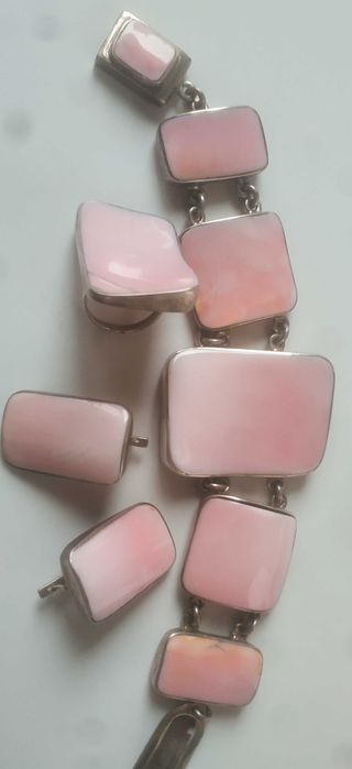 Колье, бусы, изделия из аметиста