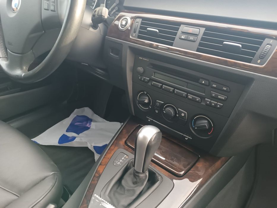 BMW 318i E91 super stan