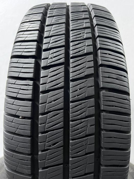 2шт всесезонні 215/65/R16C 8мм Hankook Vantra ST AS 2