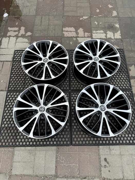 Оригінальні диски Toyota camry 70 avalon  lexus is es gs 5 114,3 r18